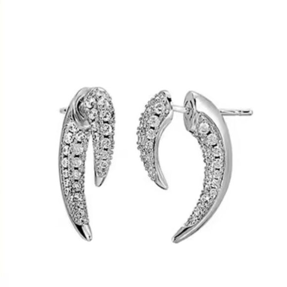 Elegant Silver Earrings horn style - Picture 2 of 5